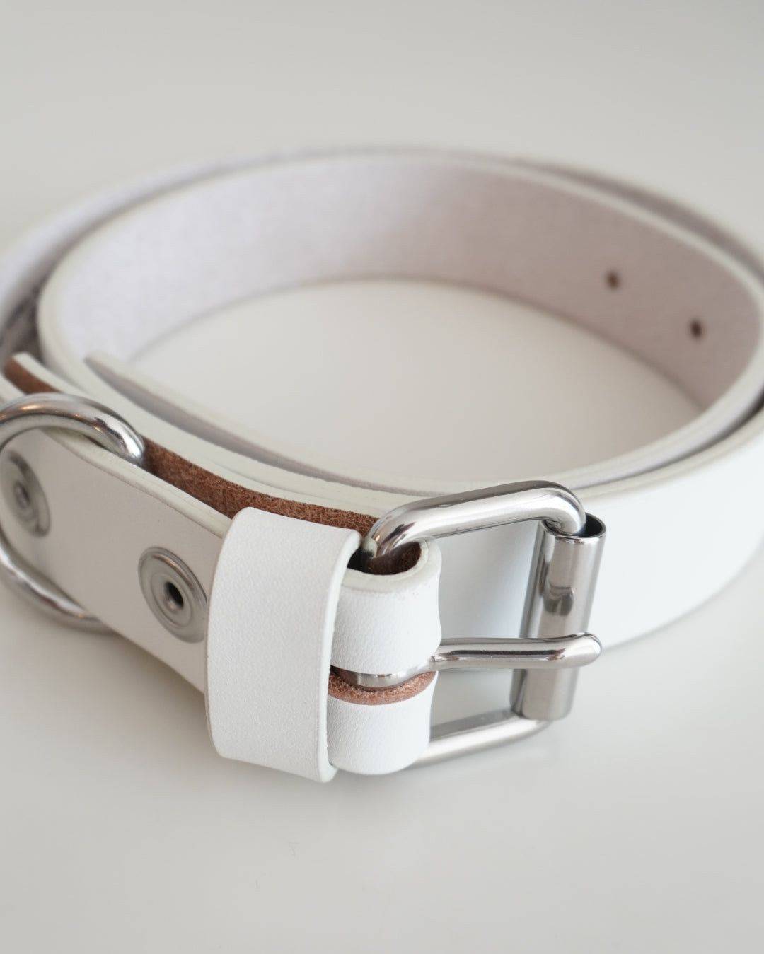 TUKI doggie belt / white / cow leather【正規販売店】 ベルト