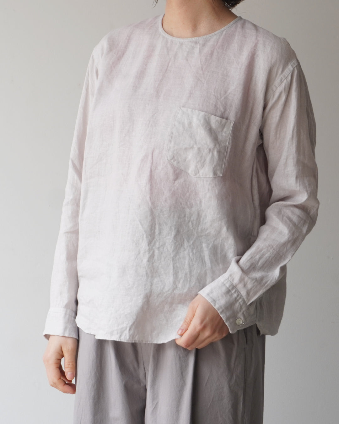 ゴーシュ 丸首プルオーバーシャツ ゴーシュ ピマタイプライター 丸首 ブラウス【正規販売店】 通販 服