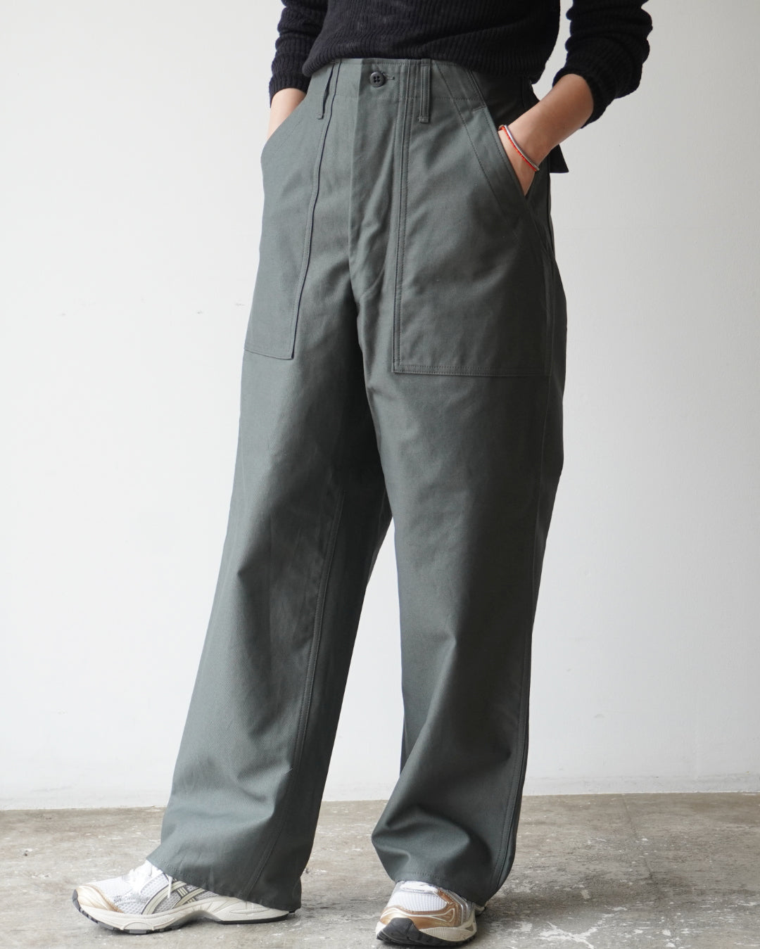TUKI baker pants / sage green / 2ply sateen / size0