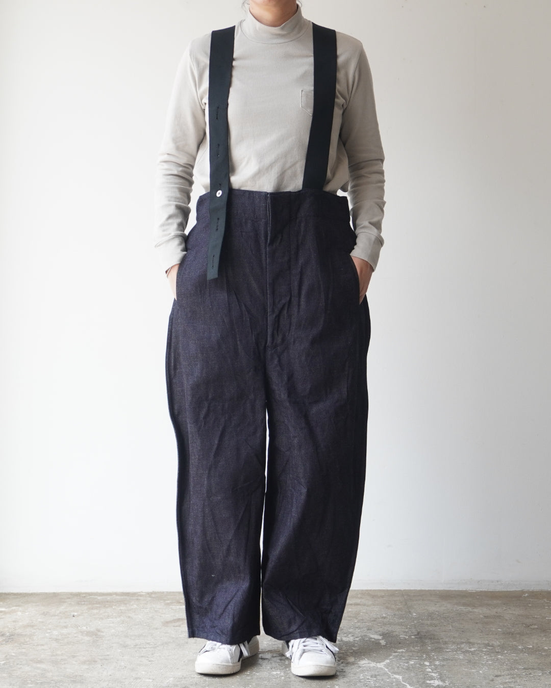 DSC00047_e8e9db9b-6d0b-49d9-