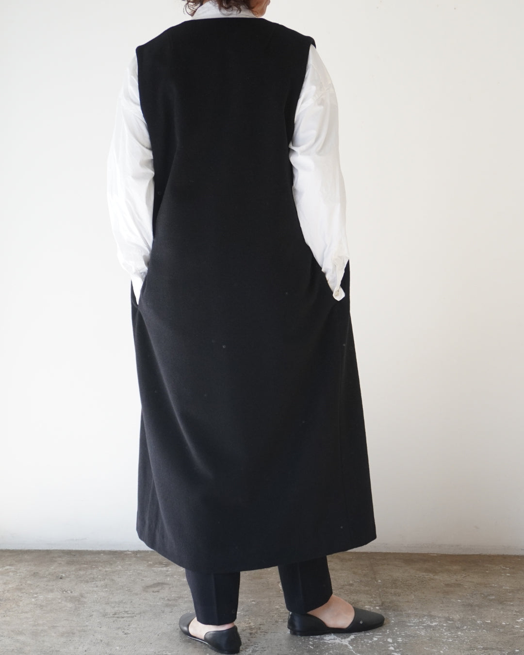 ゴーシュ ウールベロア ベストコート /  ブラック