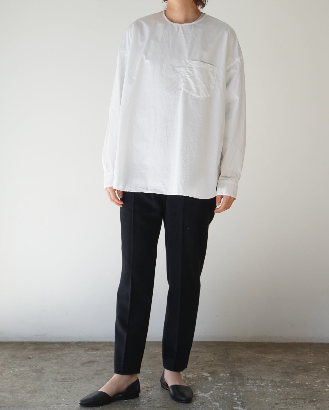 ゴーシュ ピマタイプライター 丸首ブラウス / ホワイト