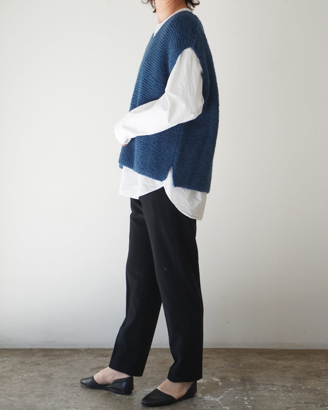 ゴーシュ ウールベロア テーパードパンツ /  ブラック