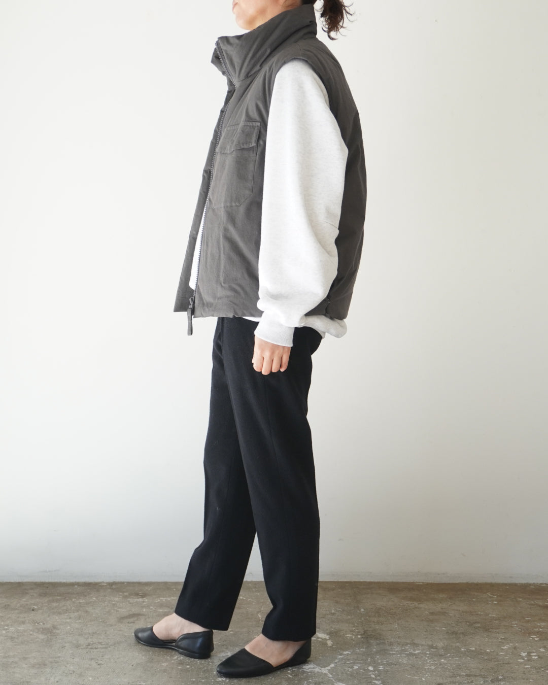 ゴーシュ コットンパフダウン ダウンベスト / チャコールグレー