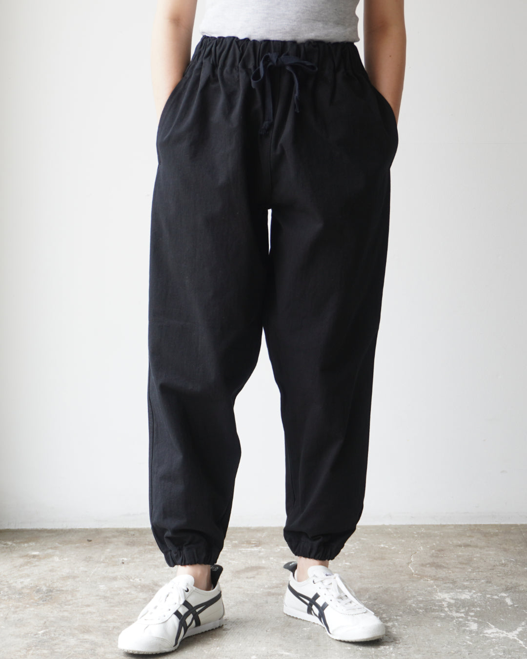 TUKI gum pants / black / solid twill / size1