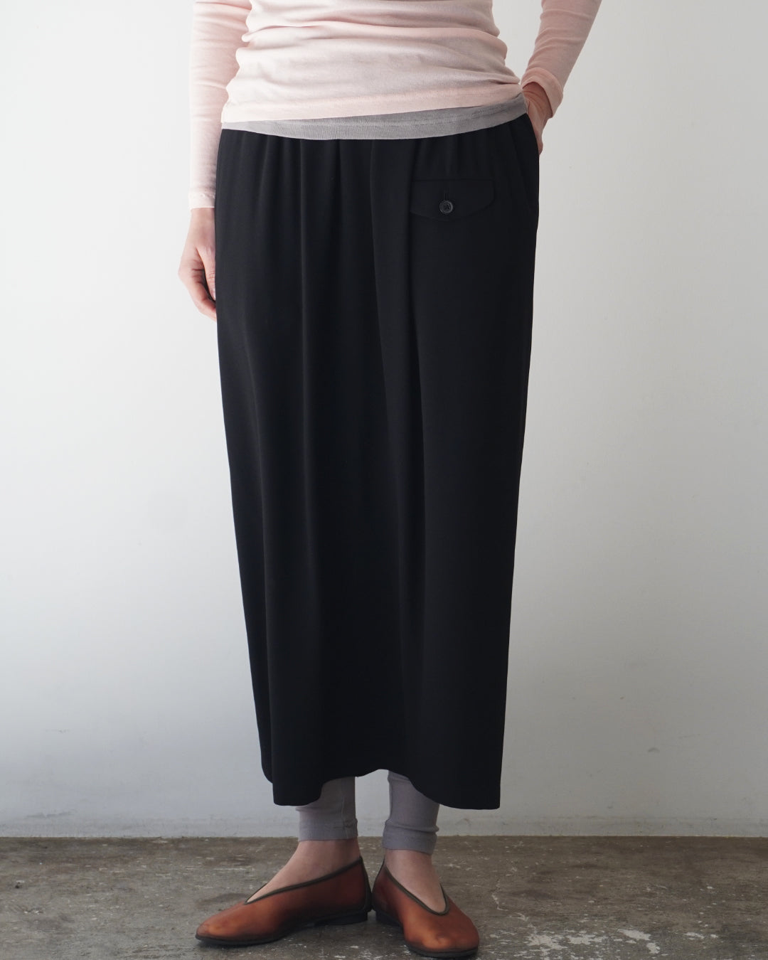 ゴーシュ バックサテンブラック ロングスカート【正規販売店】 通販 服