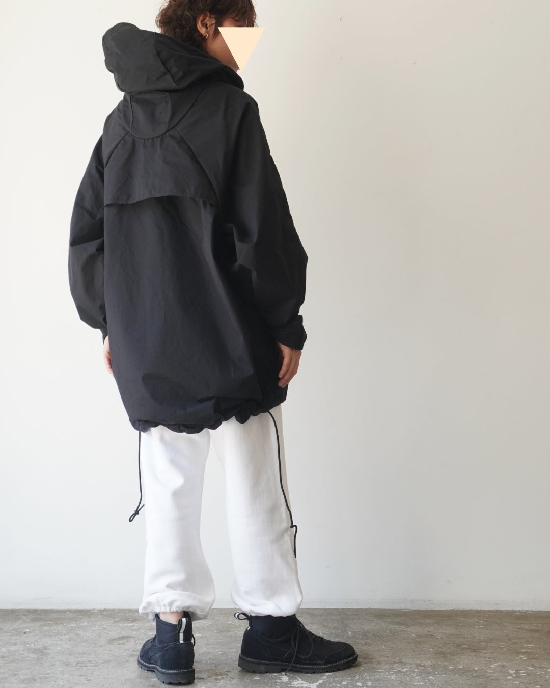 TUKI anorak jacket / size4 / black