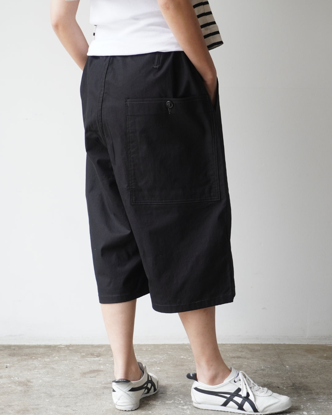 TUKI big shorts / black / double gabardine / size4