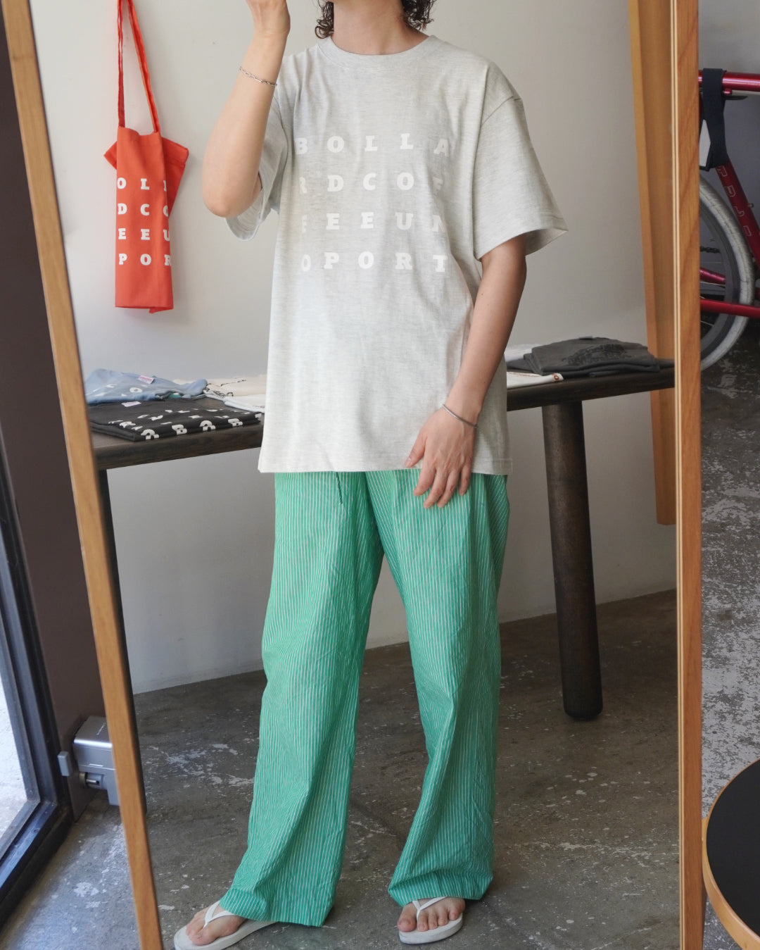 タイプフェイス Tシャツ【3色】BOLLARD COFFEE