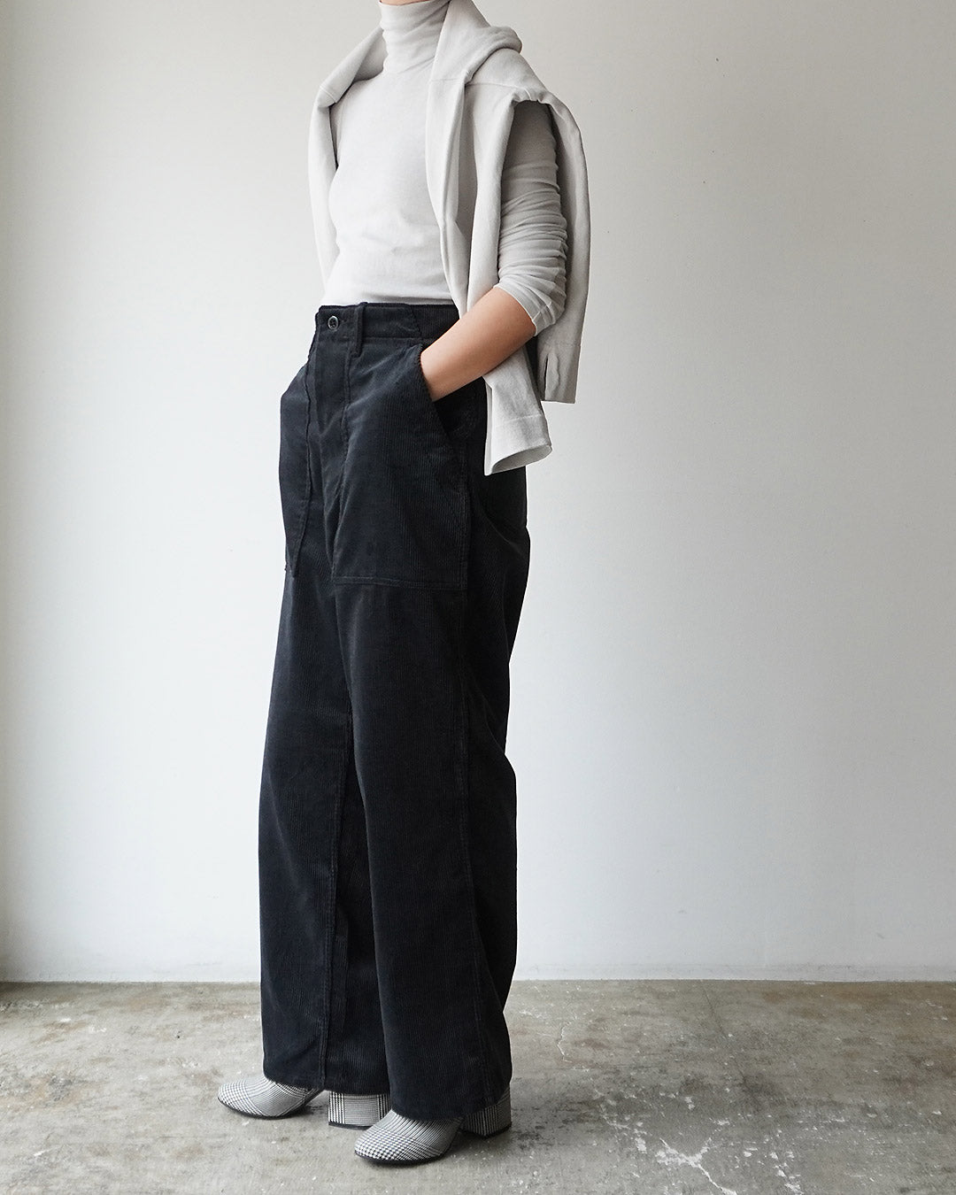 TUKI baker pants / black / 9 wale corduroy通販【正規販売店】 – bollard